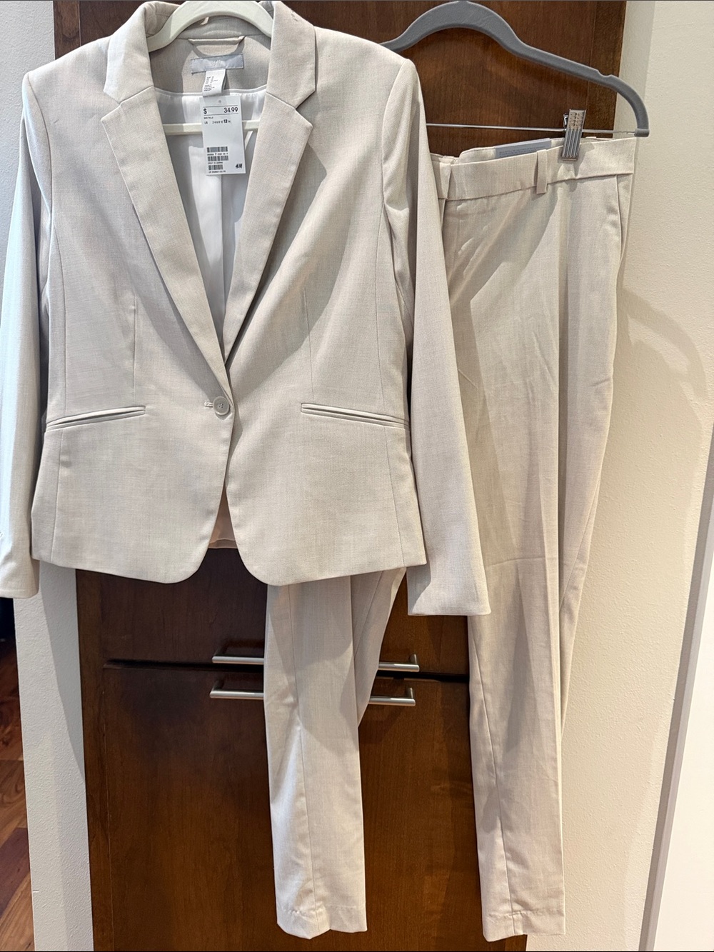 H&M Beige Women's Size 12 Pantsuit